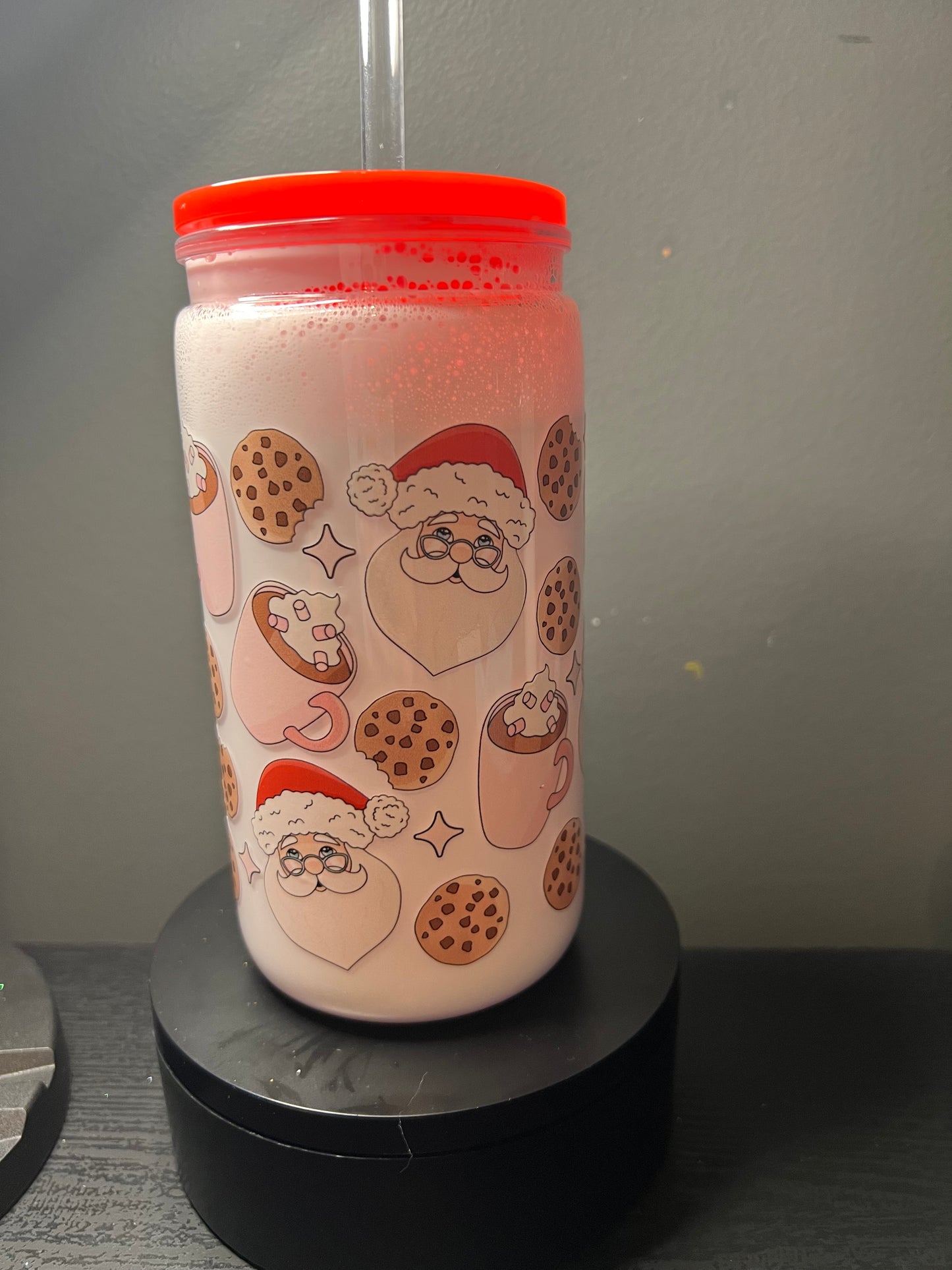 16 oz Santa and milk snowglobe