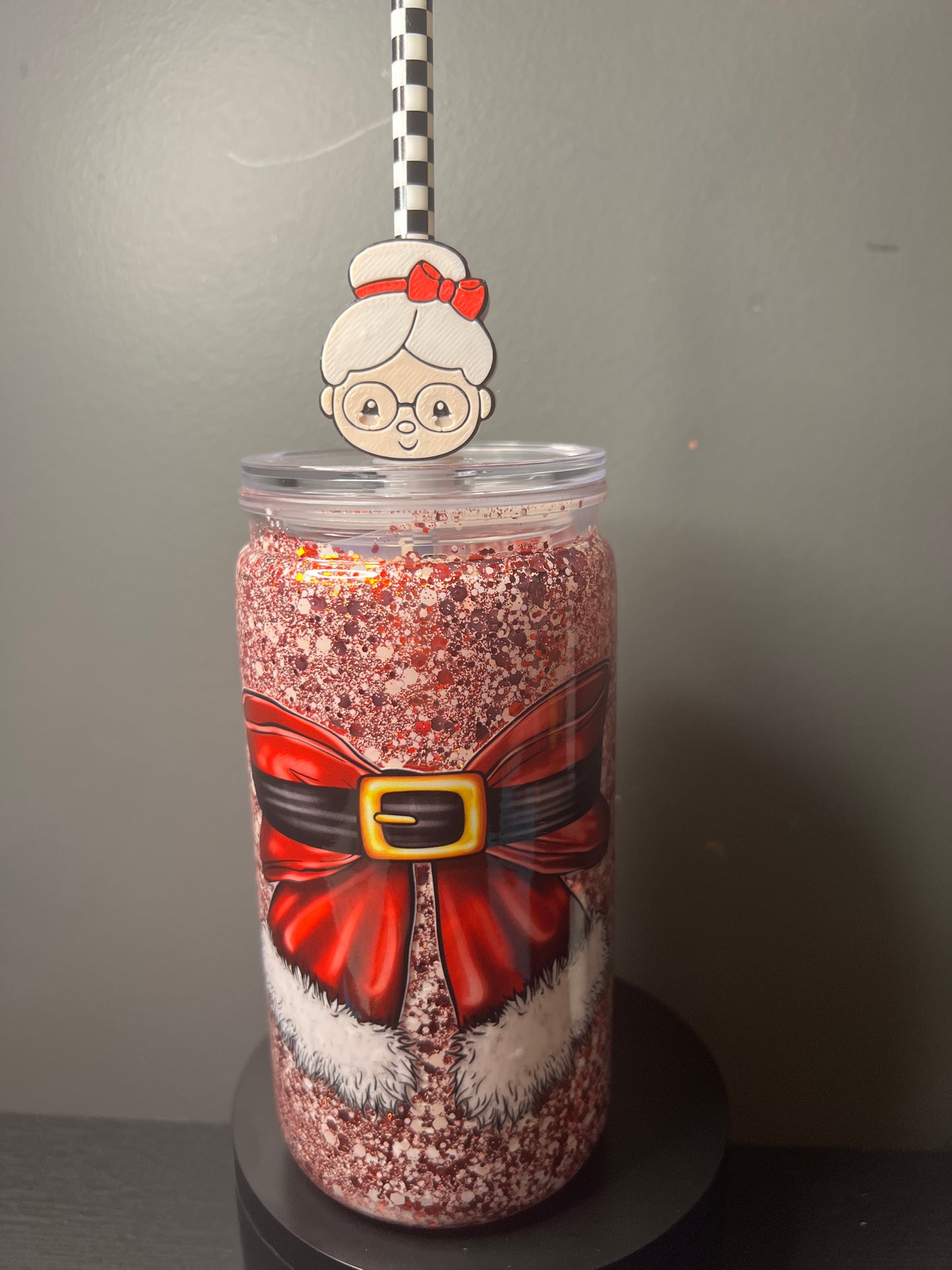 16 oz bow glitter snowglobe with 3d straw topper