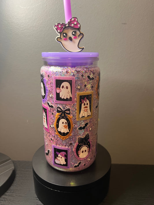 16 oz ghost snowglobe with 3d straw topper